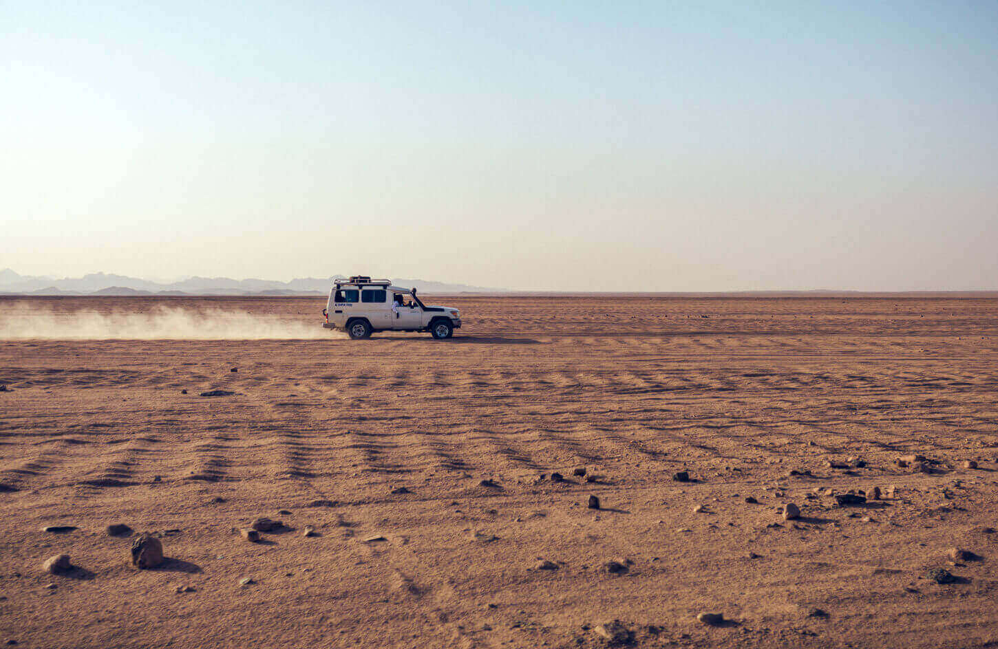 Jeep safari in Bahariya Oasis egypt