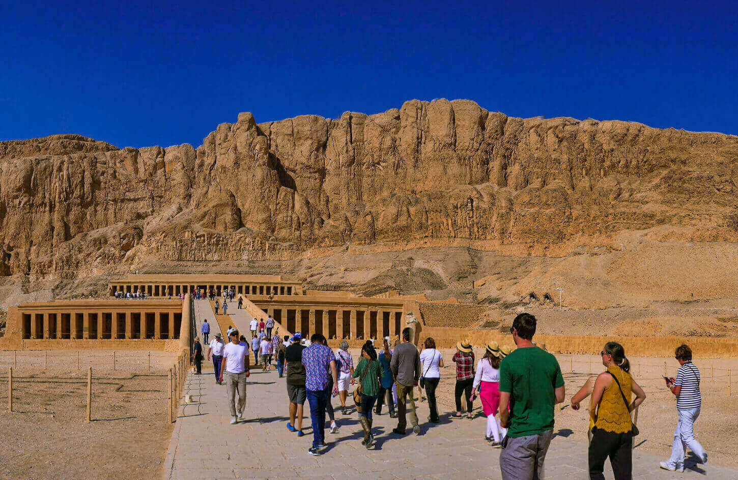The entrance to the Temple of Hatshepsut during the entry of visitors