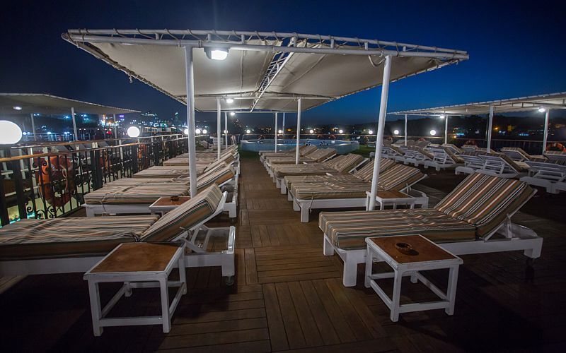 LA Sara Nile Cruise1