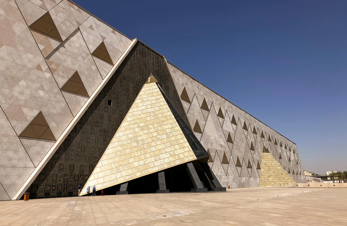 The facade of the Grand Egyptian Museum