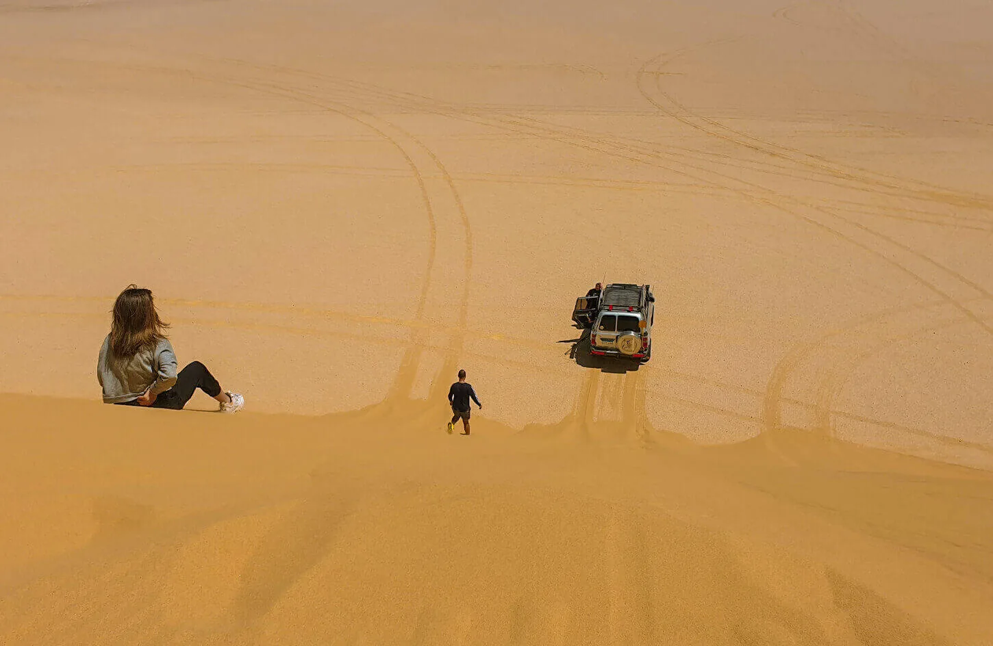 A couple from a jeep safari