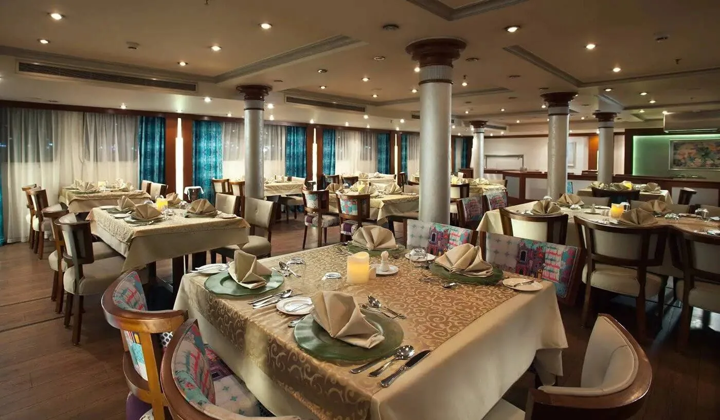 Acamar Nile cruise3