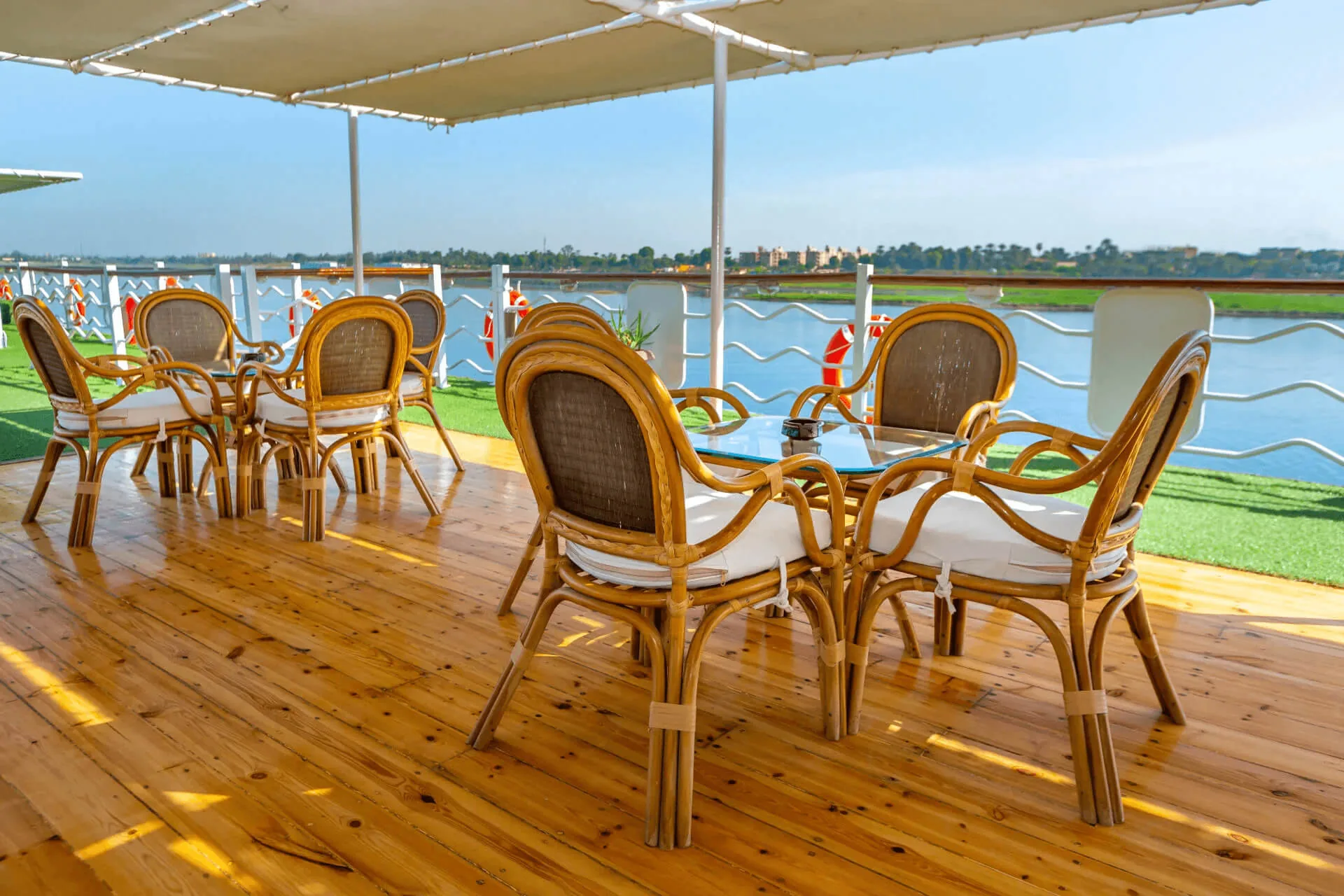 Chateau Lafayette Cruise 4